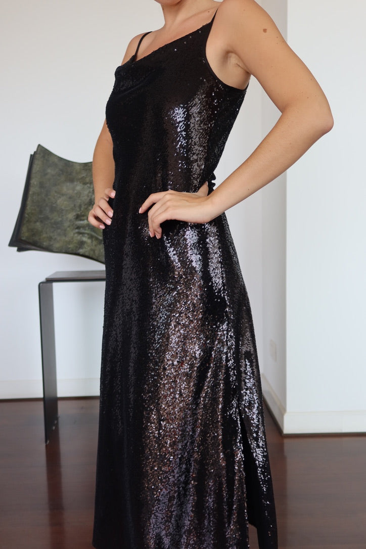 Vestido Largo Negro de Lentejuelas AllSaints
