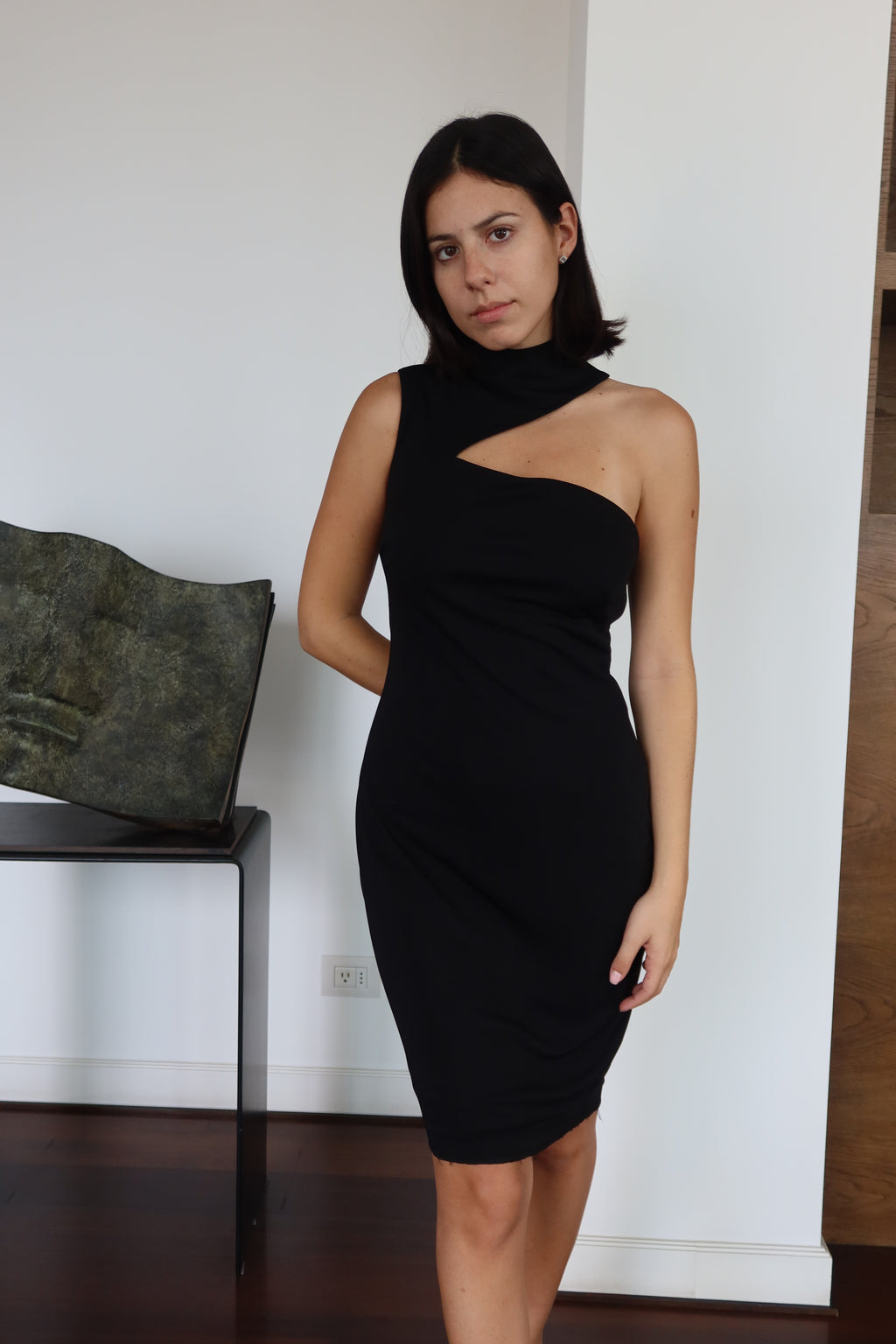 Vestido Negro Asimétrico con Cutout Lauren Ralph Lauren