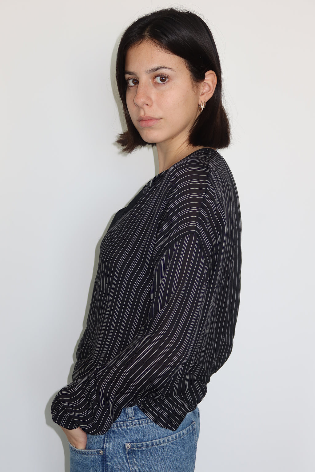 Vince Blusa de Rayas Con Escote en V