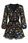 Vestido Negro con Bordado Floral Alice + Olivia