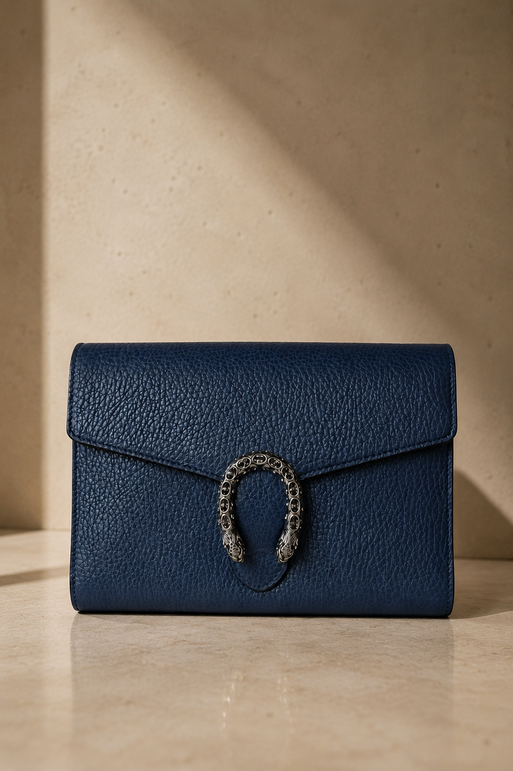 Cartera Gucci Dionysus de Cuero Azul Medianoche