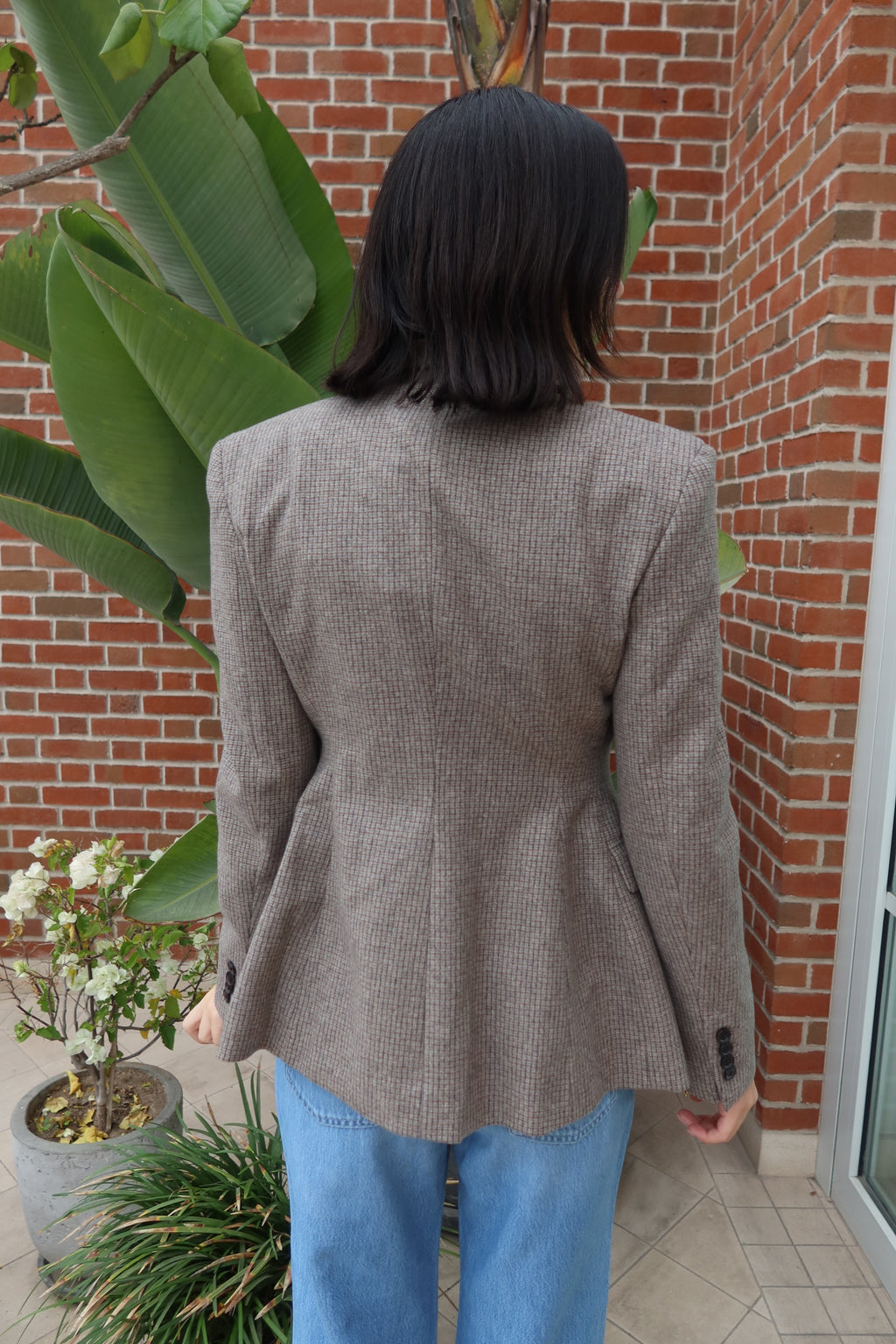 Aritzia Vintage-Inspired Fitted Blazer