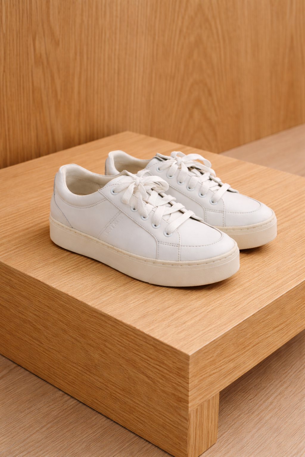 Zapatillas Blancas con Plataforma de Cole Haan