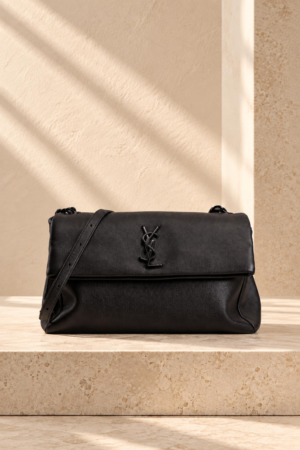 Cartera Saint Laurent Niki de Cuero Negro