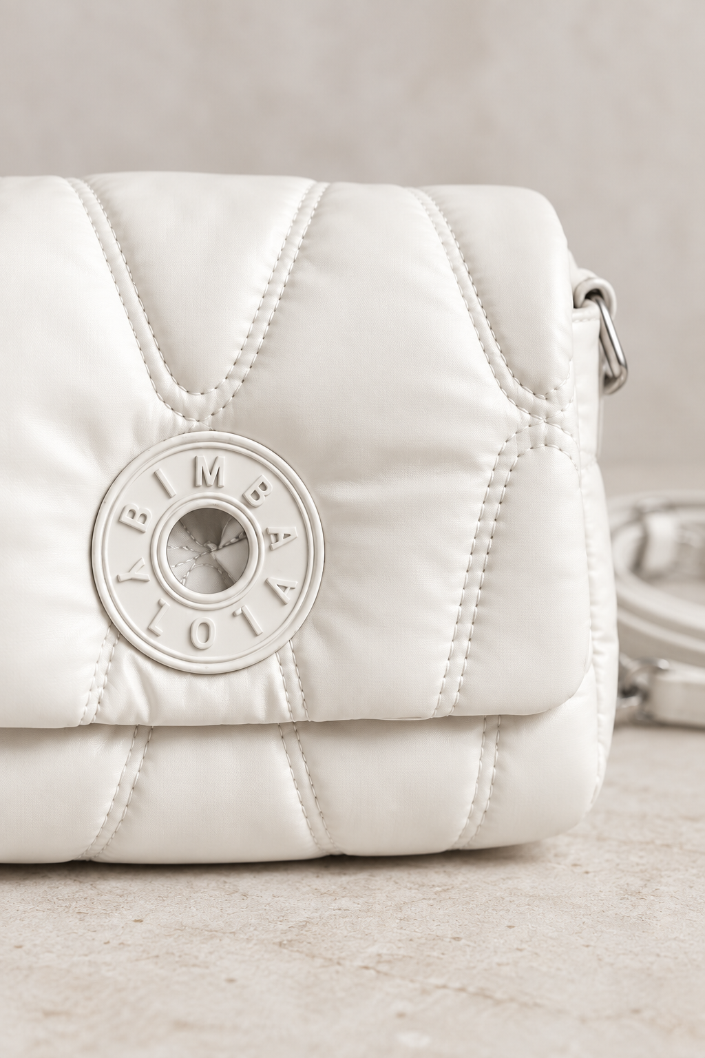 Mini Bolso Crossbody Blanco de Bimba y Lola