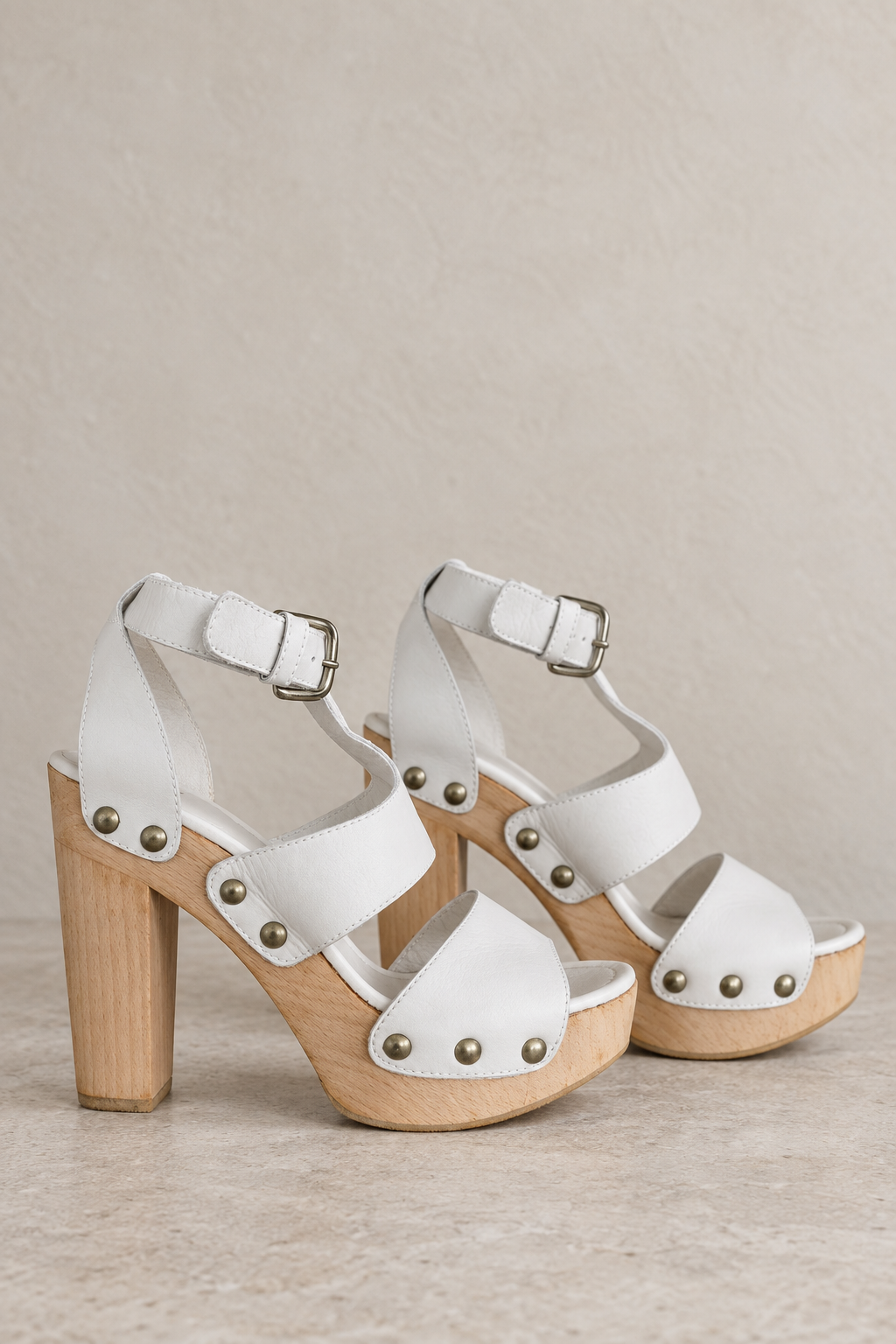 Stuart Weitzman White Leather Platform Sandals