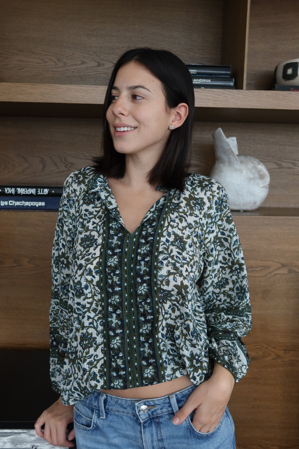 Veronica Beard Blusa Verde con Estampado Floral