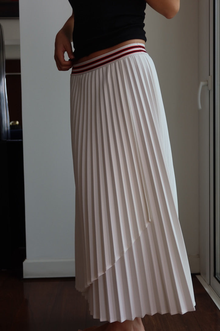 Falda Blanca Plisada Asimétrica Maje