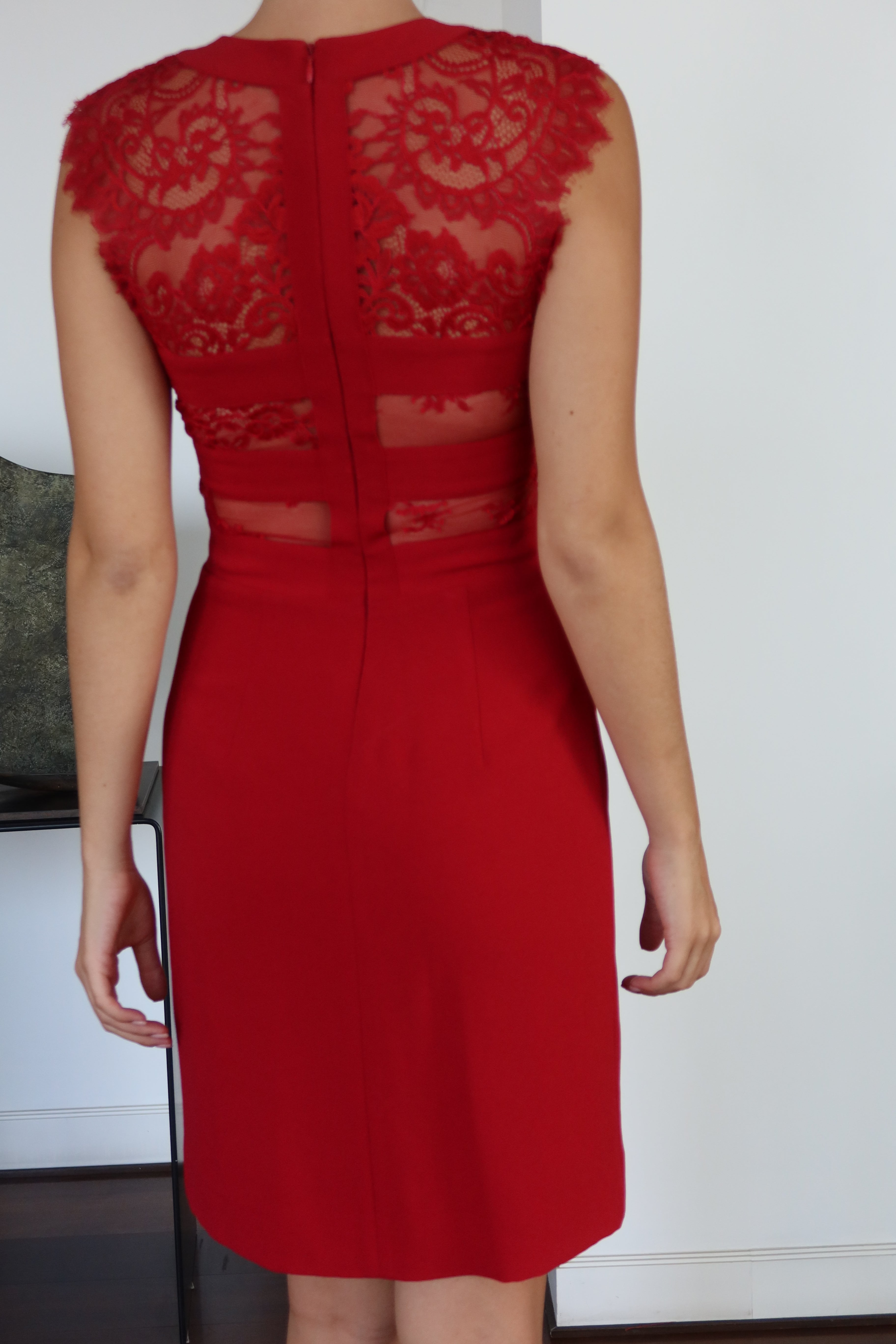 Vestido The Kooples Rojo con Detalles de Encaje