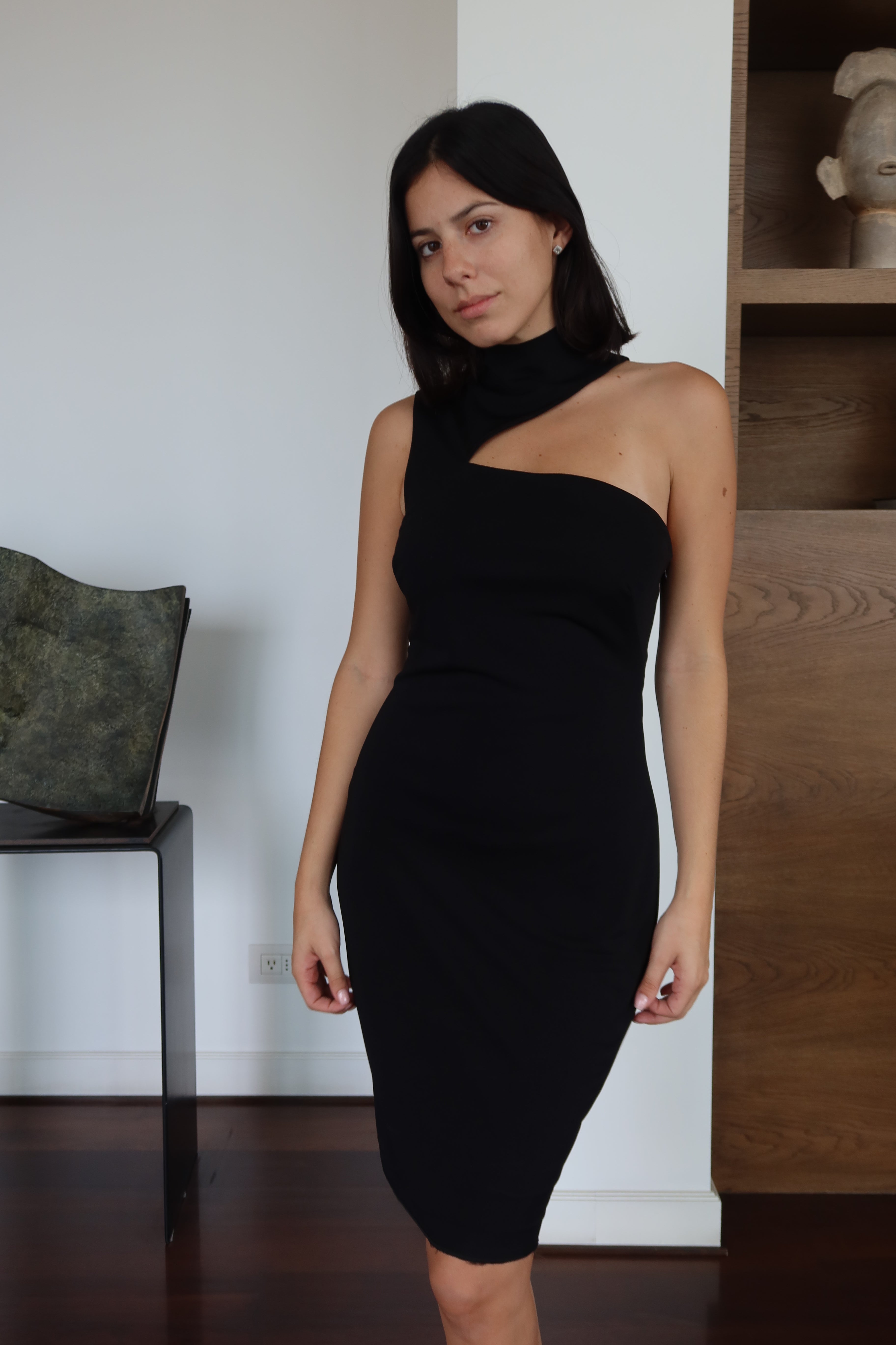 Vestido Negro Asimétrico con Cutout Lauren Ralph Lauren