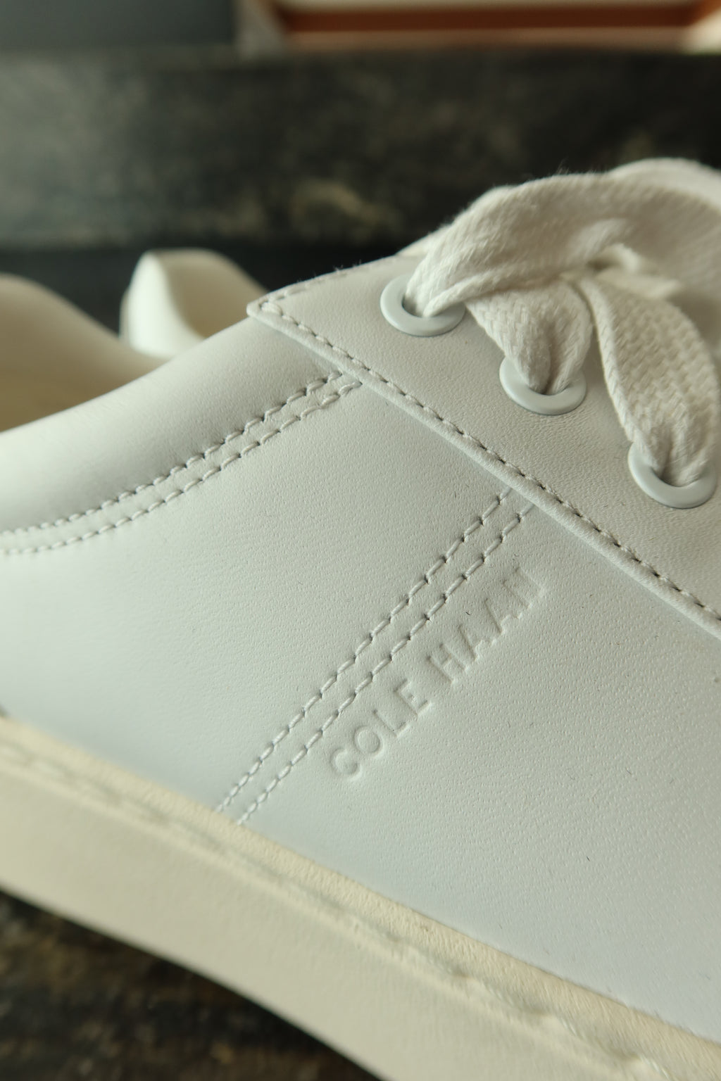 Zapatillas Blancas con Plataforma de Cole Haan