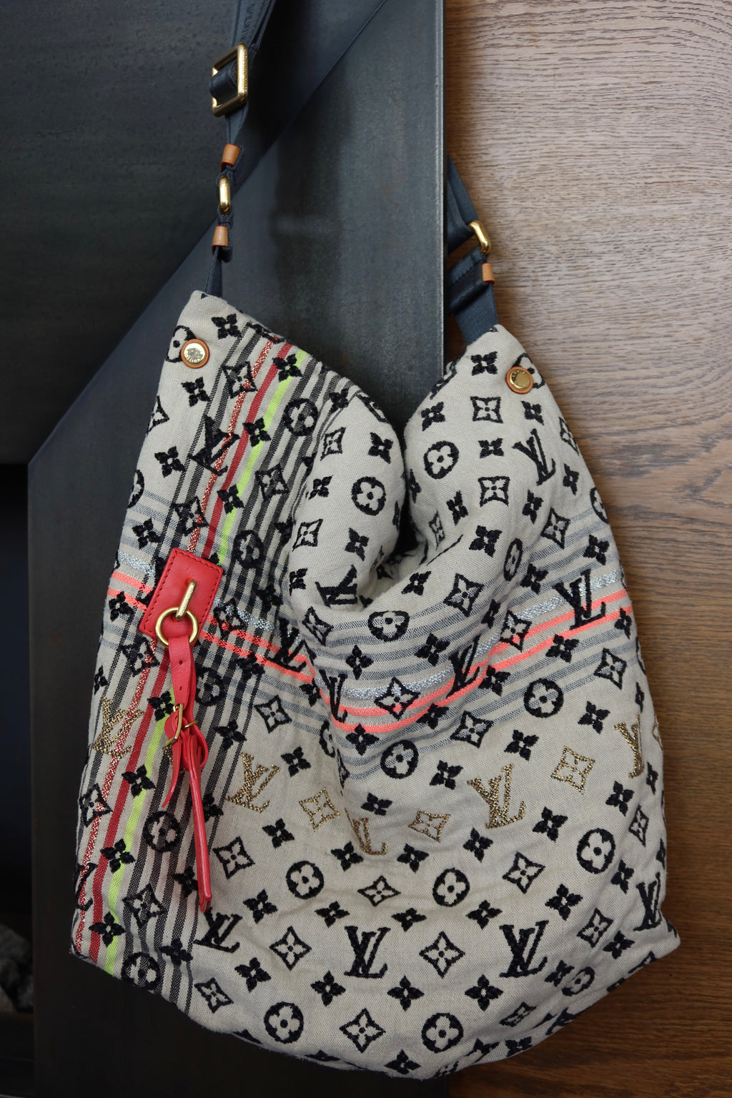 Cartera Louis Vuitton Cheche Bohemian Con Monograma