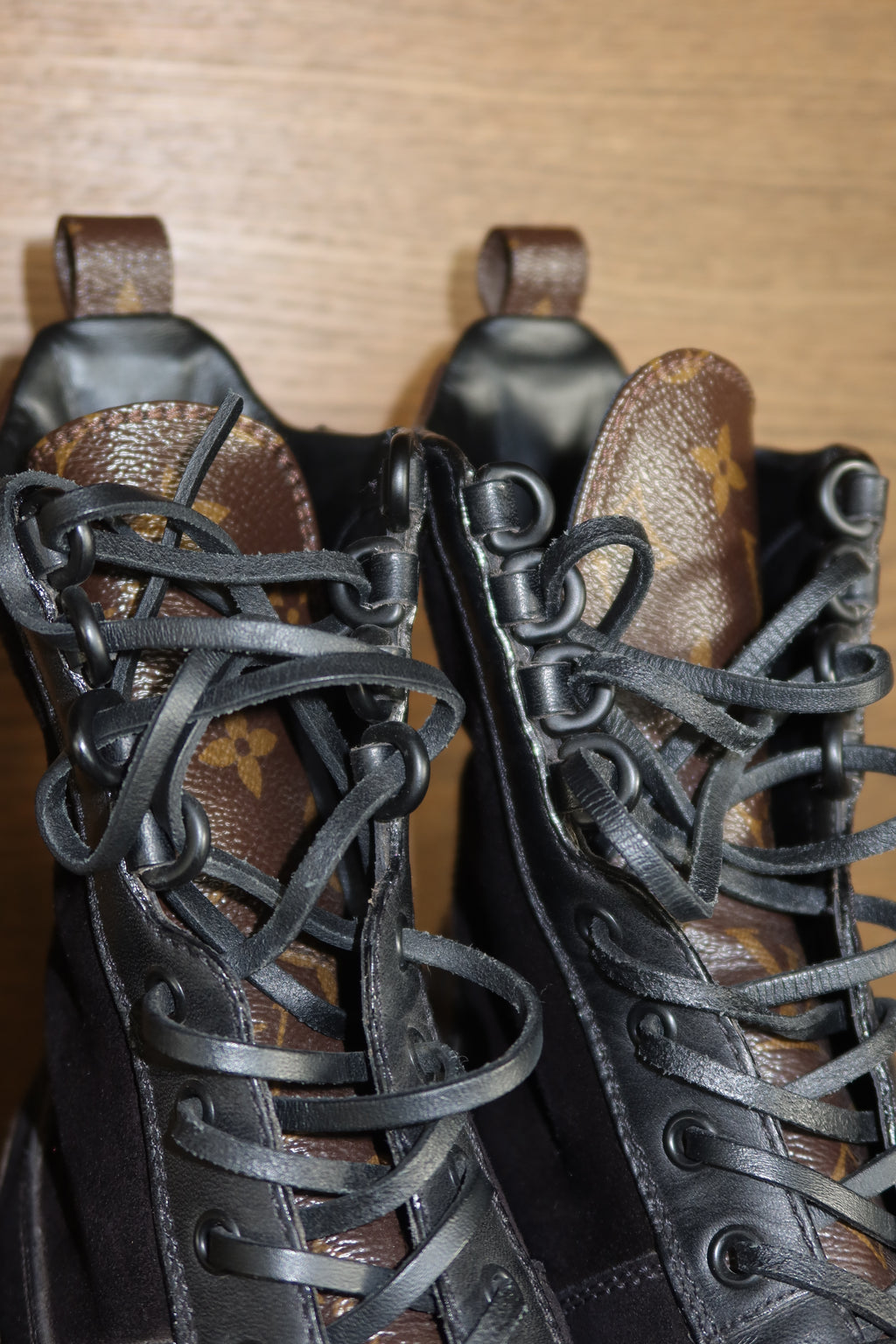 Botas Combat con Monograma de Louis Vuitton