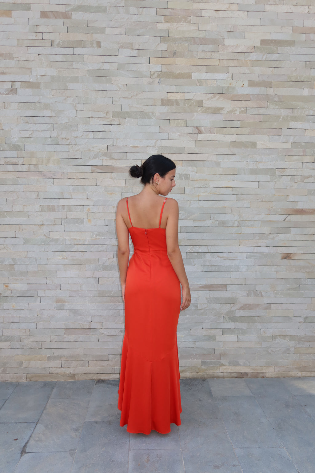 Vestido Largo Rojo con Drapeado de BCBG