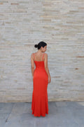 Vestido Largo Rojo con Drapeado de BCBG