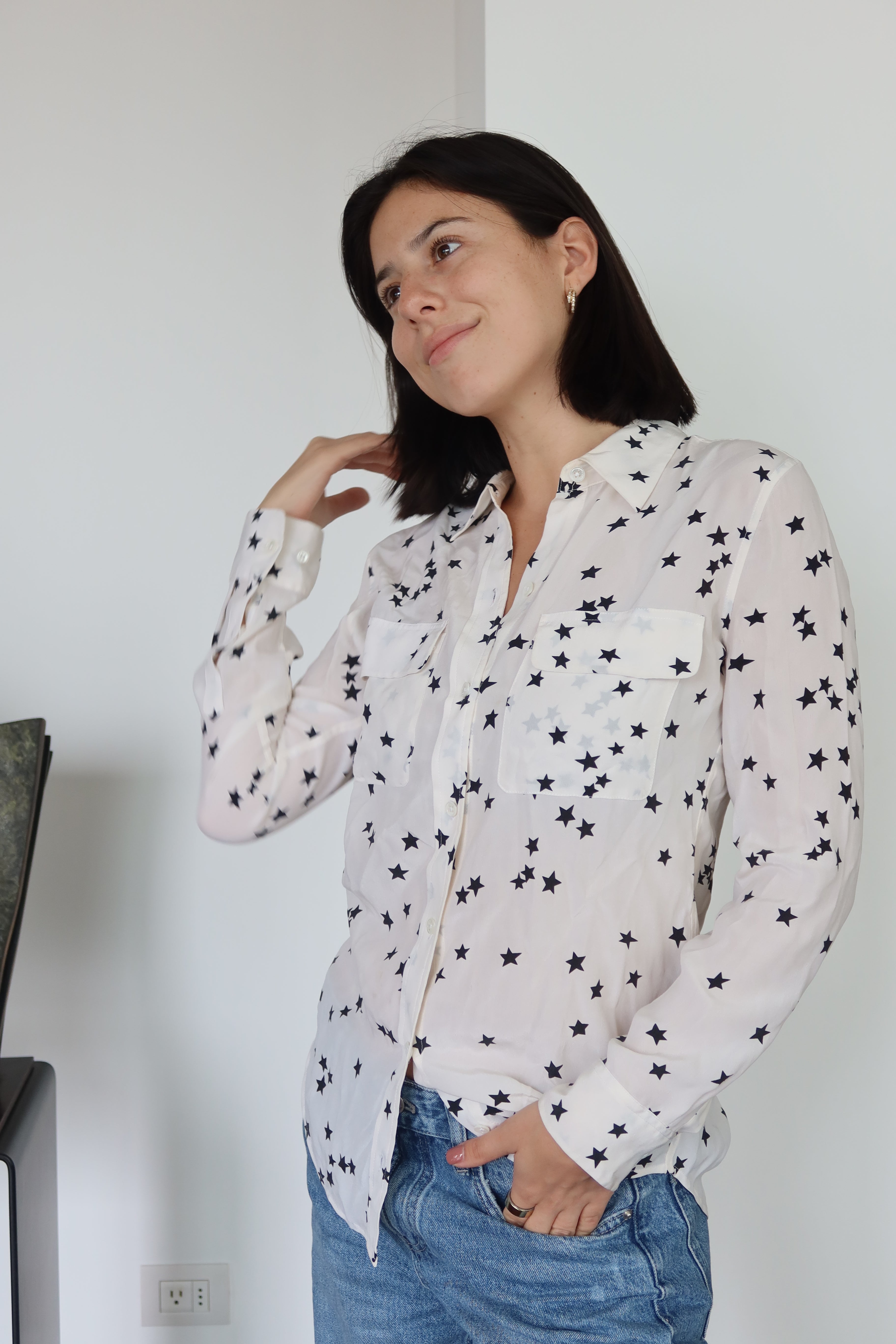 Camisa de Seda Blanca con Estampado de Estrellas Equipment