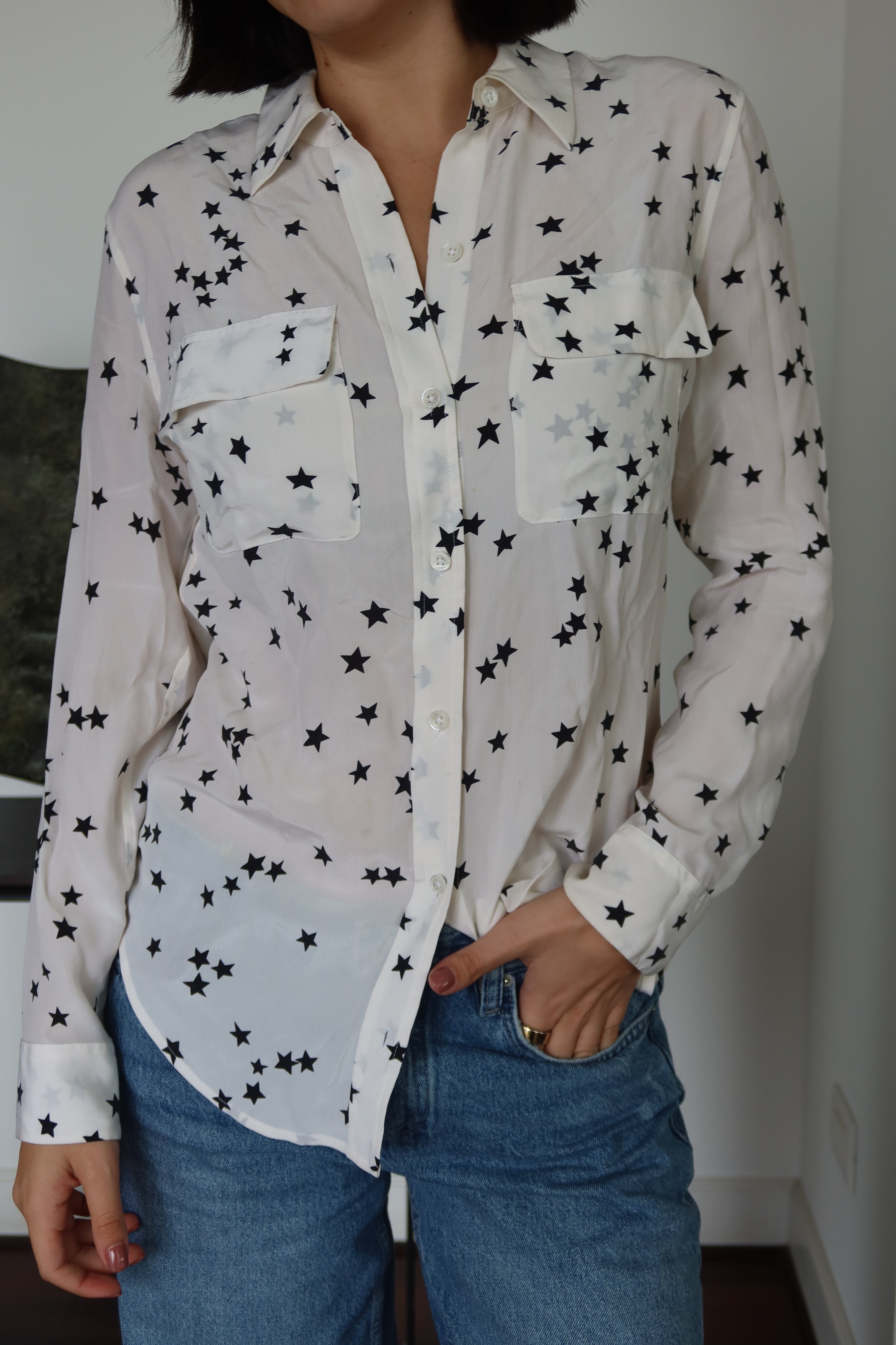Camisa de Seda Blanca con Estampado de Estrellas Equipment