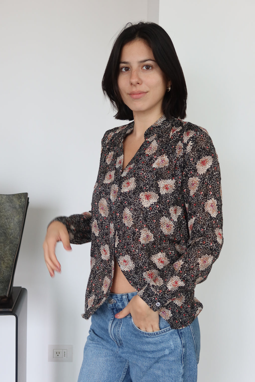 Blusa Floral con Botones de Berenice