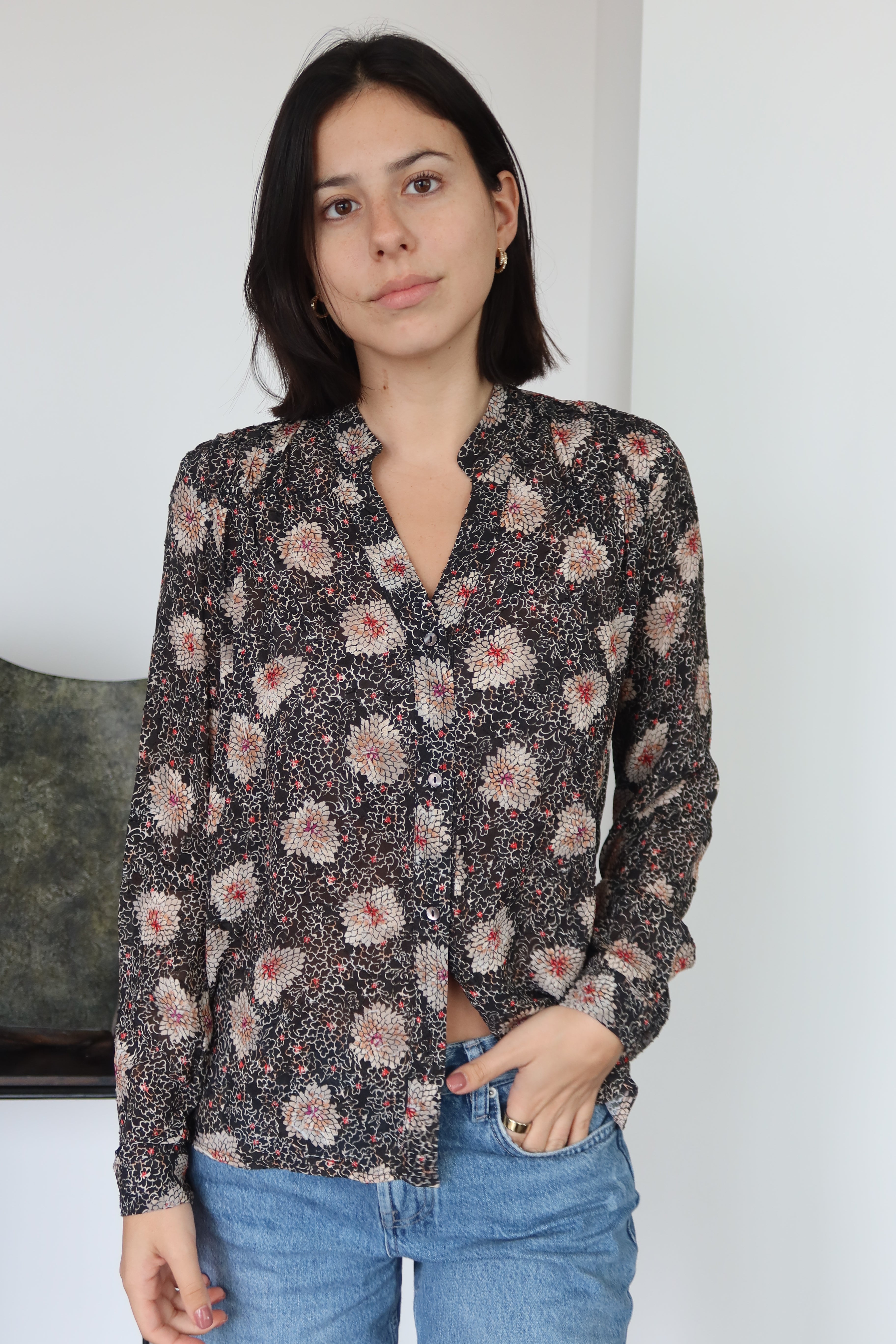 Blusa Floral con Botones de Berenice