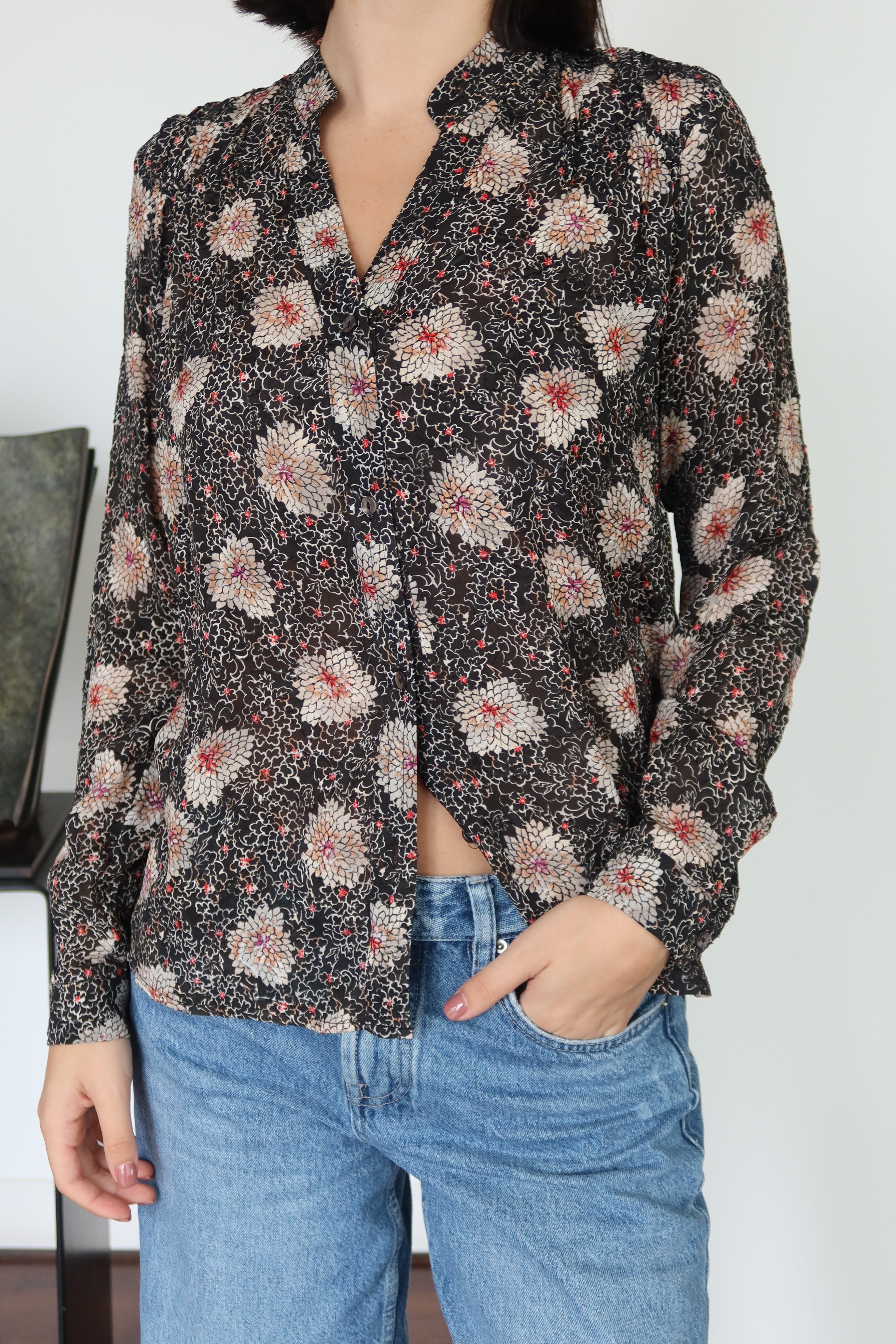 Blusa Floral con Botones de Berenice