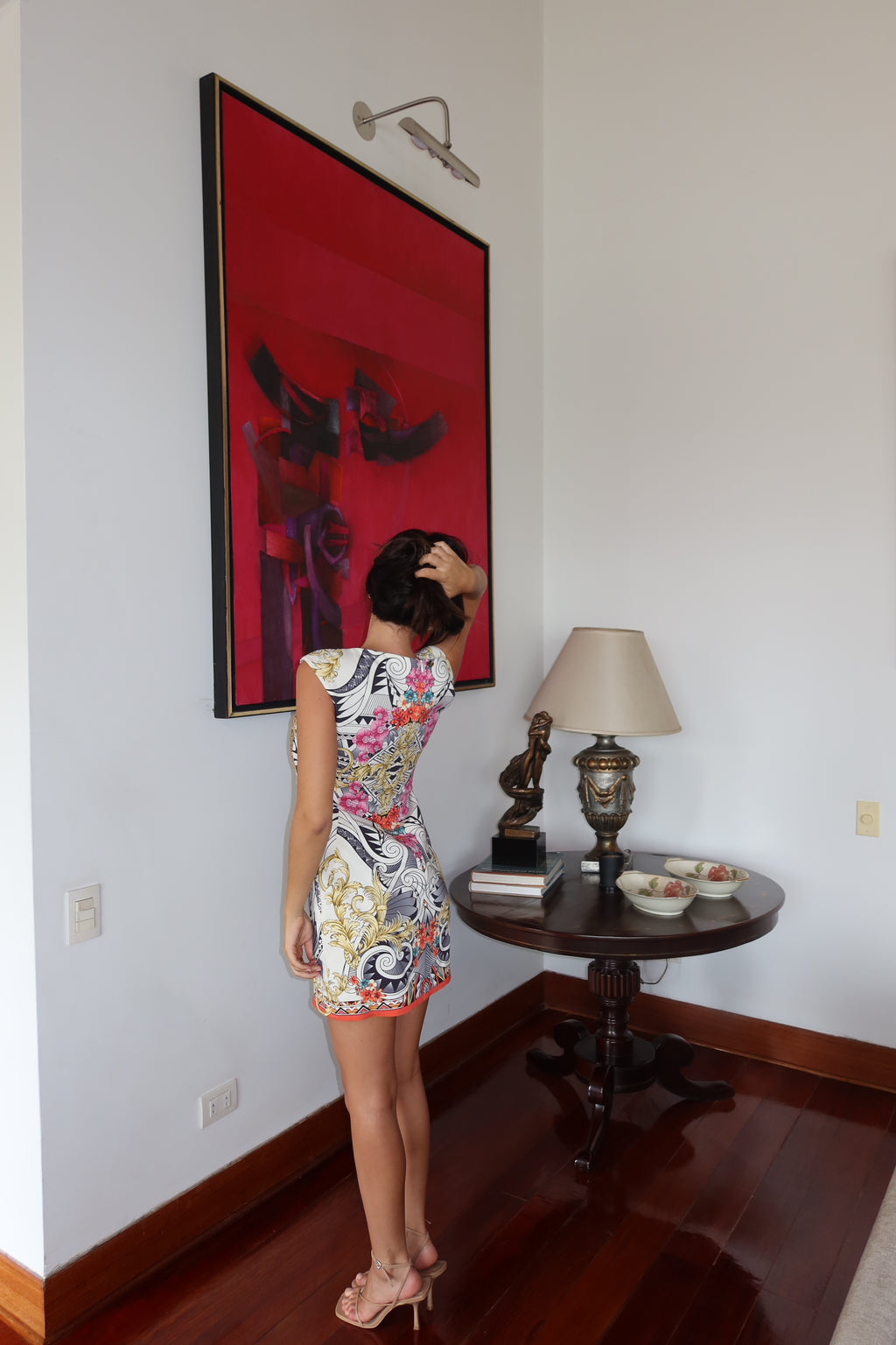 Minivestido con estampado barroco de Versace
