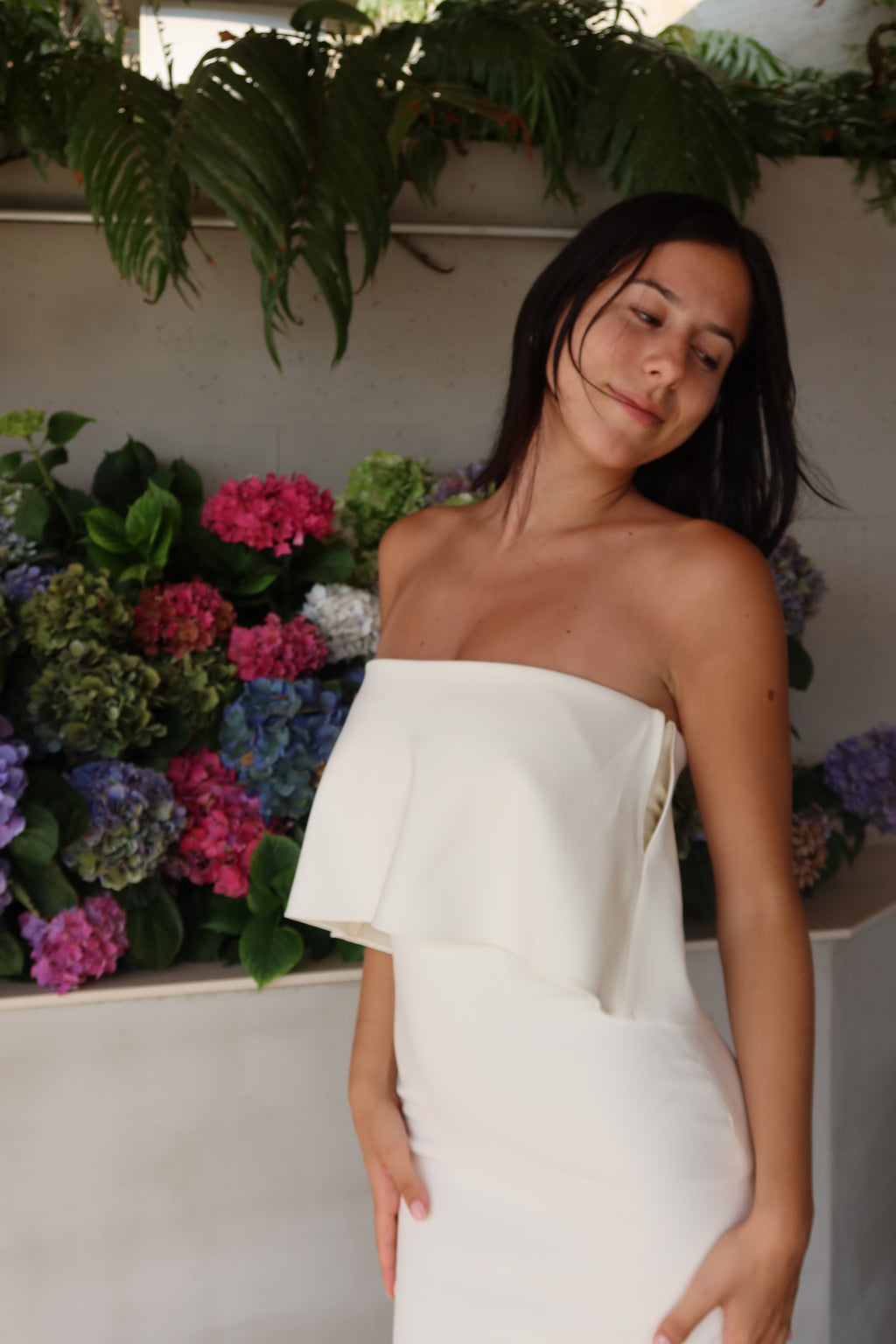 Vestido Midi Blanco Sin Tirantes de Likely